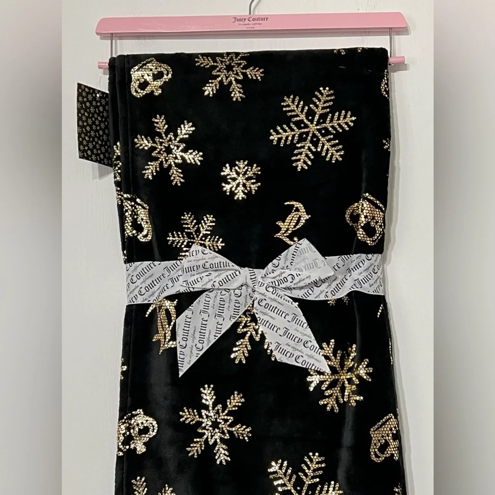 Juicy Couture Snowflake Black & Gold Throw Blanket Holiday Christmas